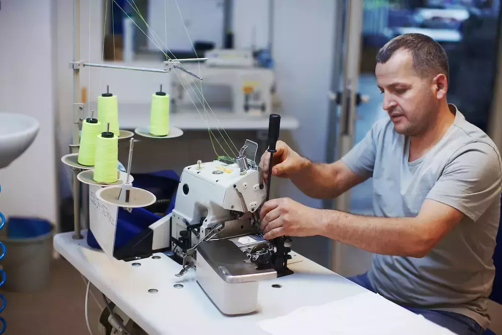 Average Lifespan of Different Types of Sewing Machines