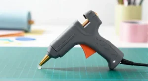 best hot glue gun for crafting